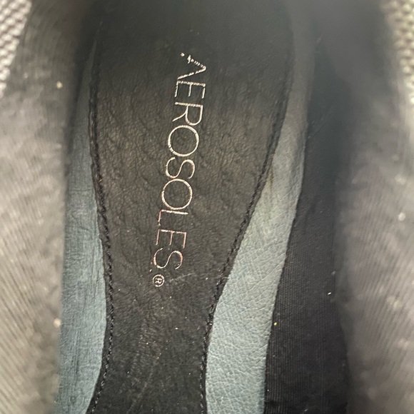 Aerosoles Grey Suede with Grey Fabric Size 8 - Picture 6 of 7